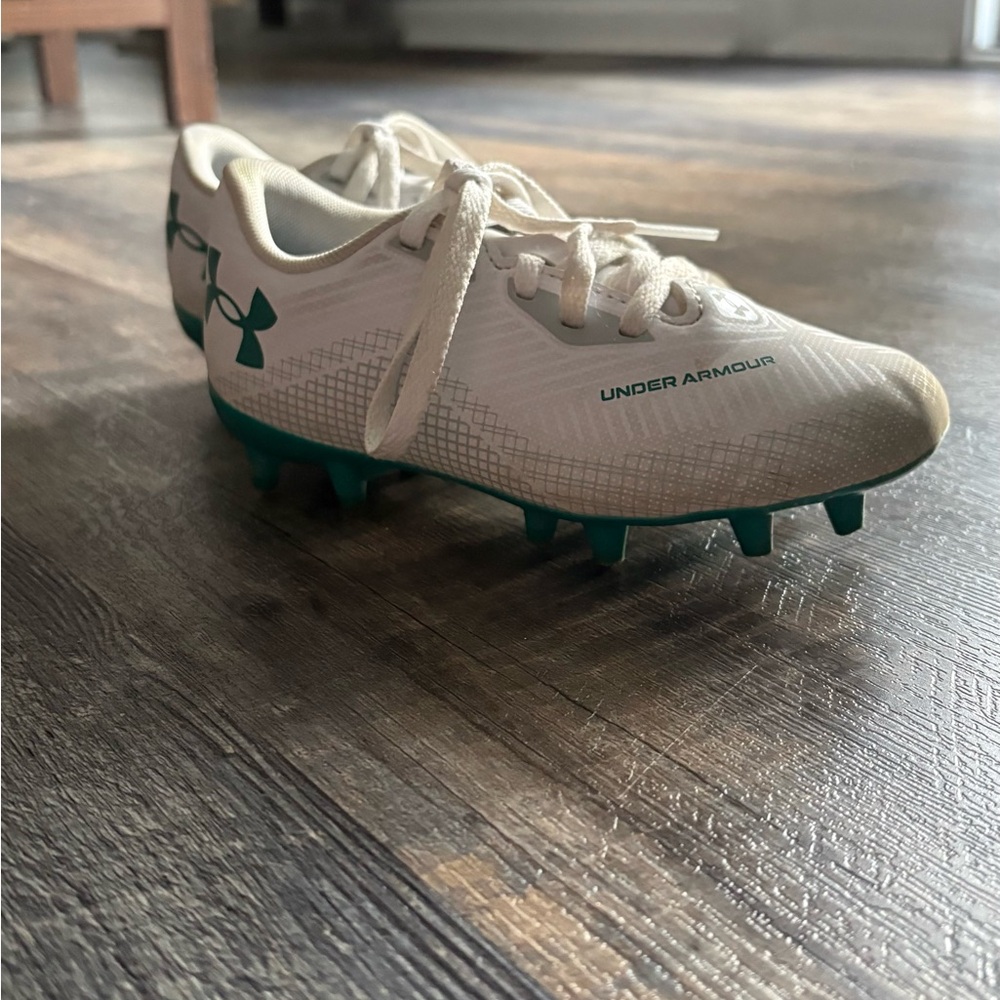 Little Kids Under Armour Soccer Cleats - size 11